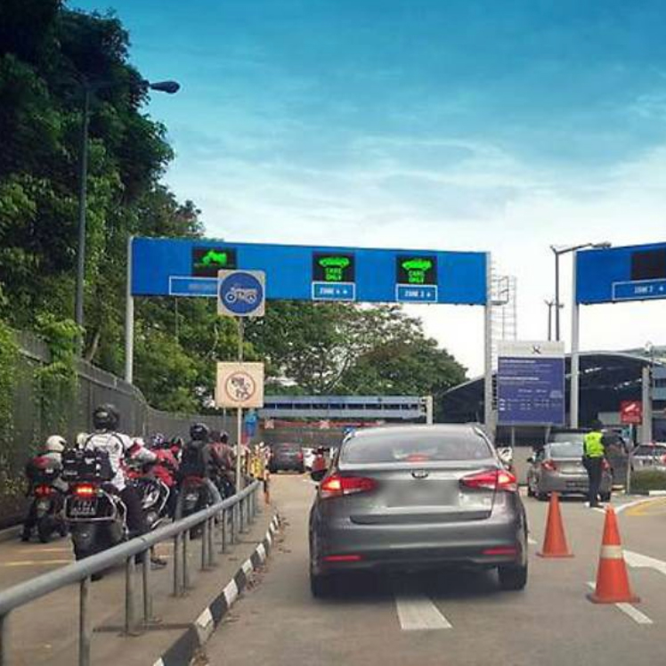 Travellers-should-avoid-Woodlands-Checkpoint-early-Thursday-ICA2.jpg